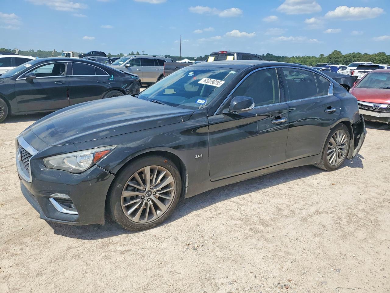 JN1EV7AP7JM351092 · 2018 INFINITI Q50