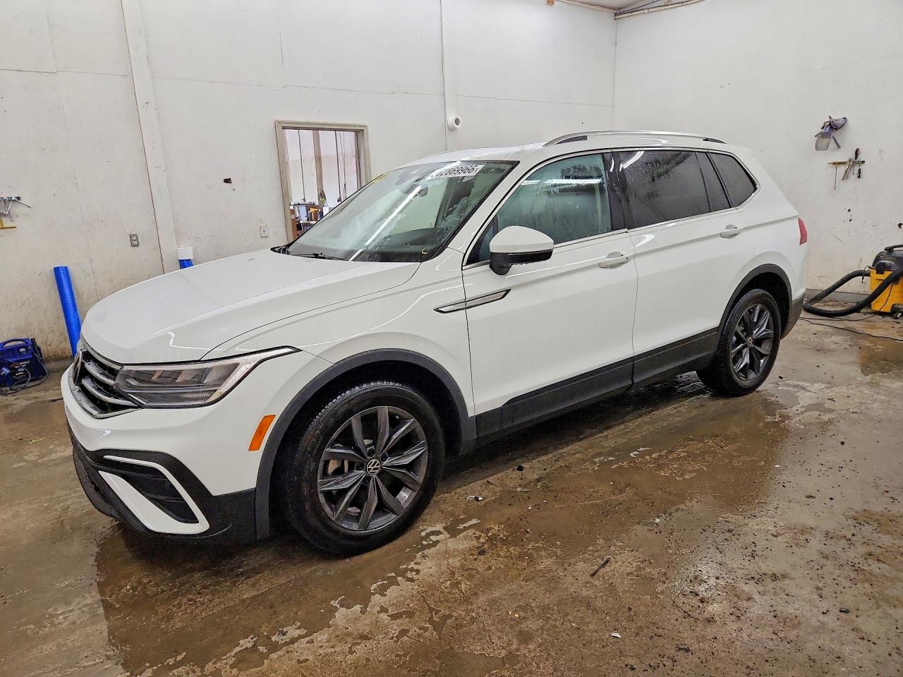 3VV3B7AX0NM151468 · 2022 VOLKSWAGEN TIGUAN