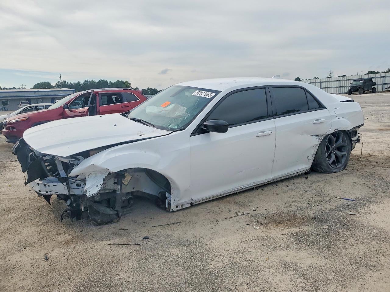 2C3CCAAGXPH706554 · 2023 CHRYSLER 300