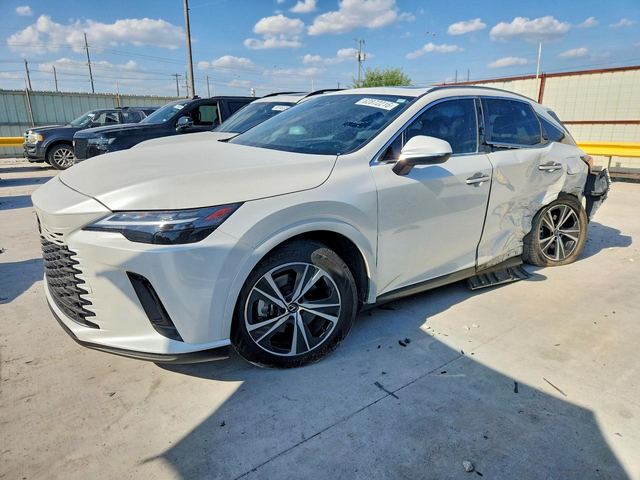 JTJCHMAA8R2011461 · 2024 LEXUS RX 350