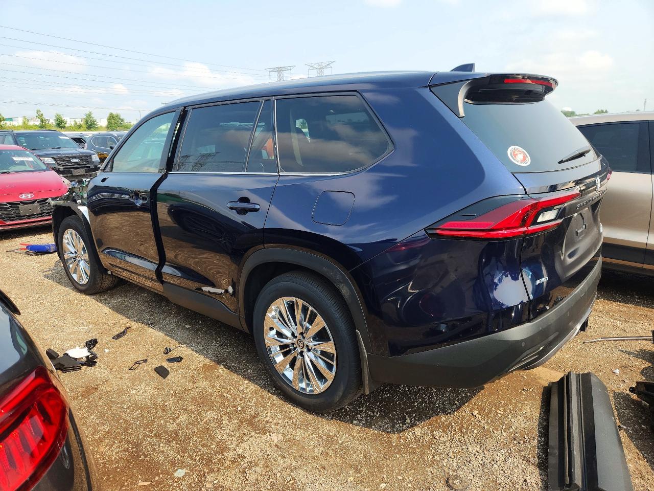 5TDAAAB57TS115714 · 2026 TOYOTA GRAND HIGHLANDER · 2/14
