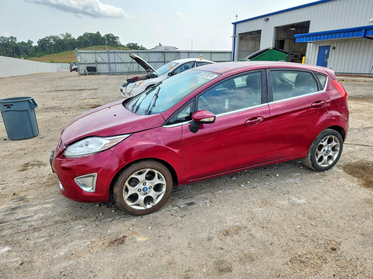 3FADP4FJ9BM119708 · 2011 FORD FIESTA