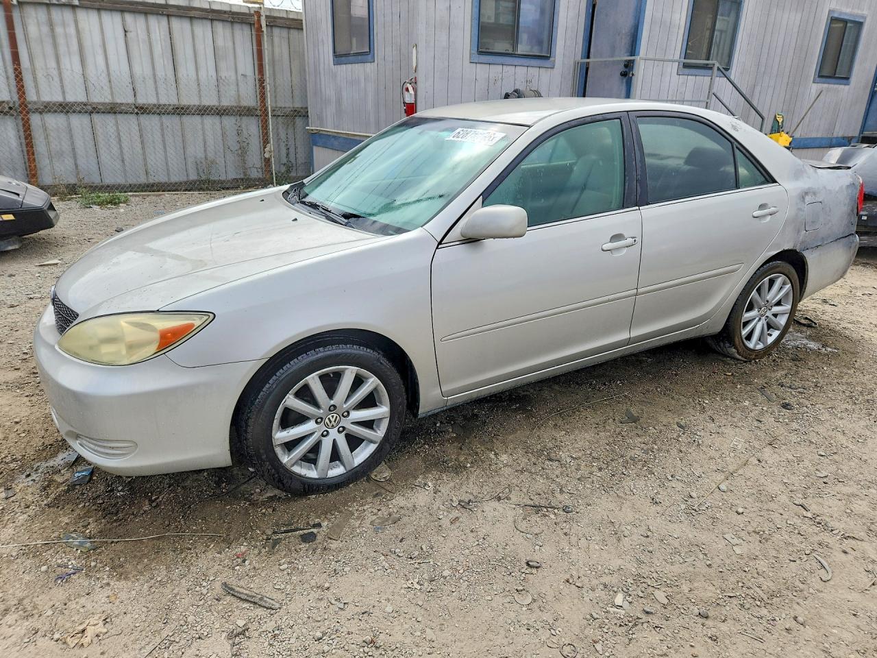 2004 TOYOTA CAMRY