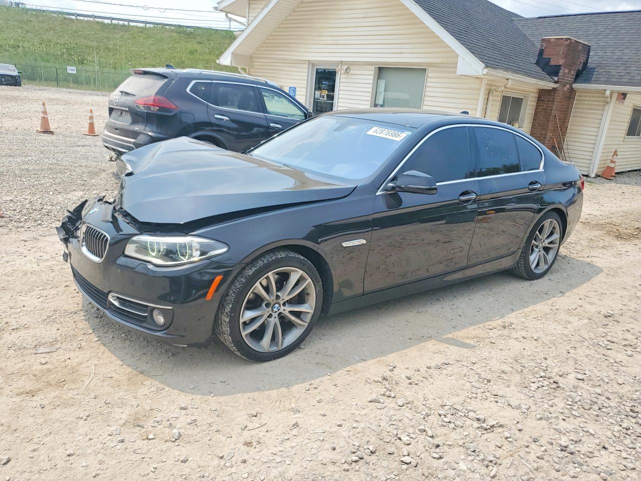 WBA5B3C59FD544004 · 2015 BMW 535