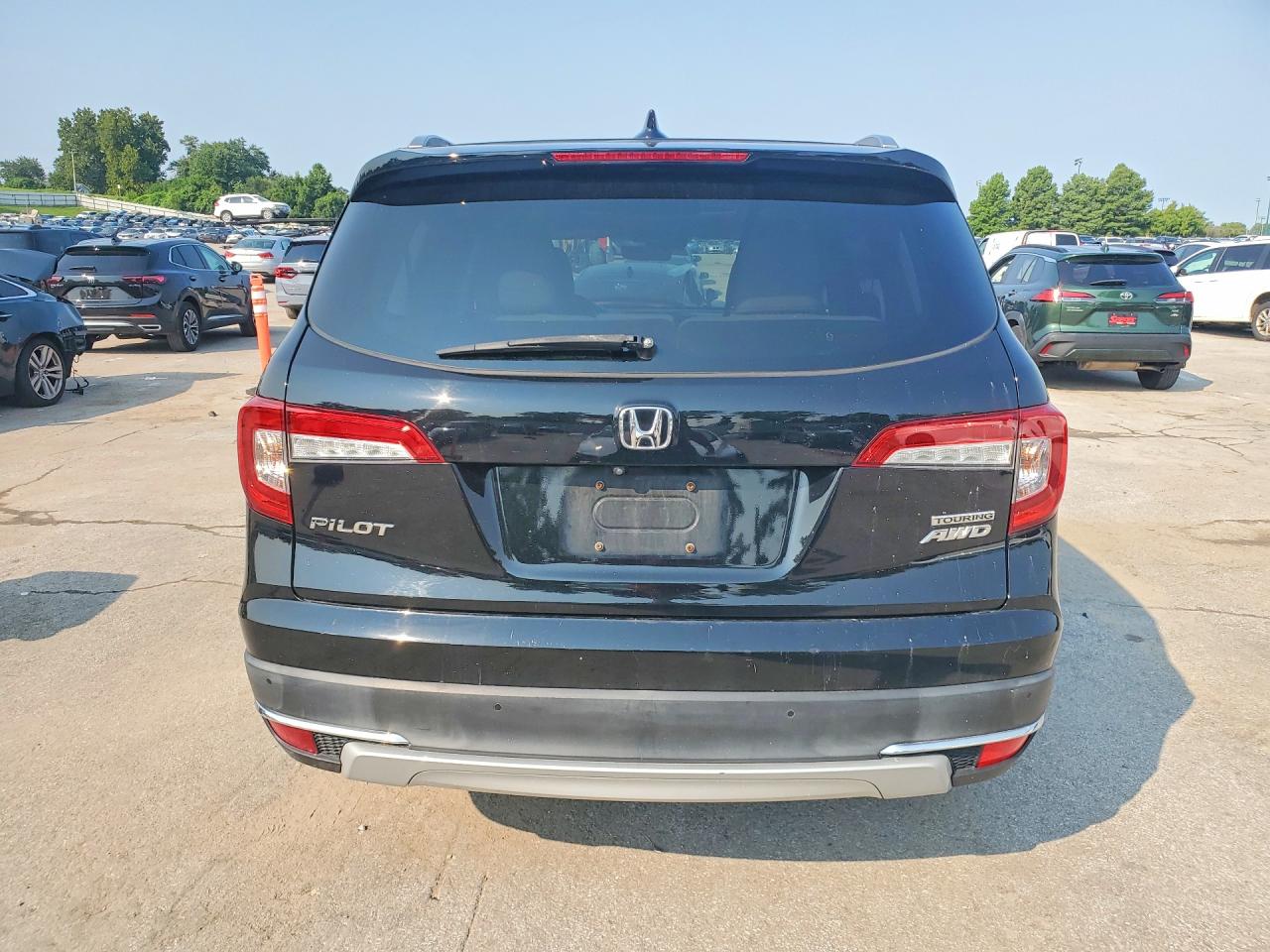 5FNYF6H6XKB093000 · 2019 HONDA PILOT · 6/13