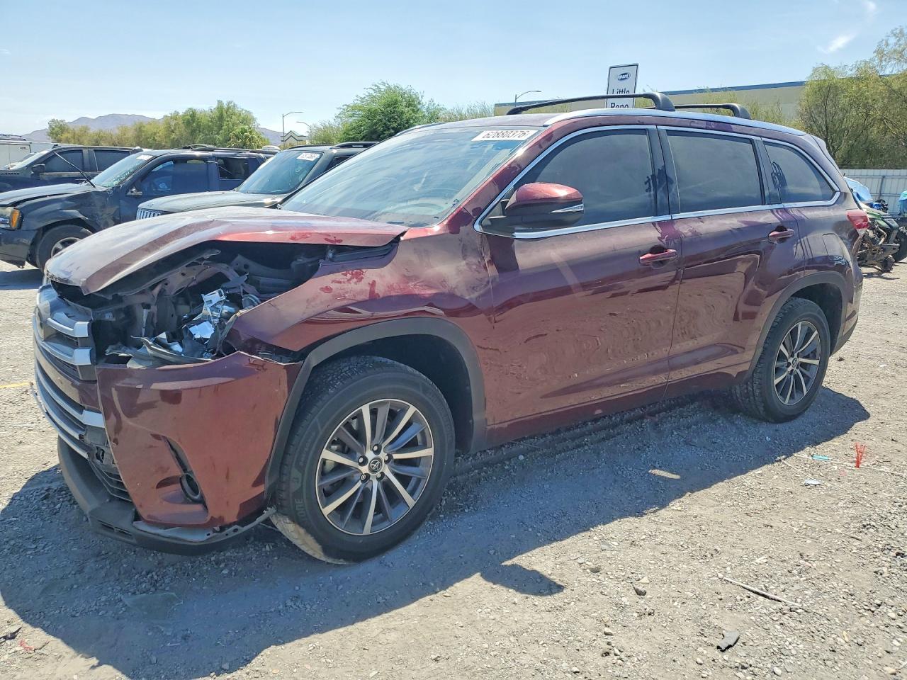 5TDKZRFH1JS254802 · 2018 TOYOTA HIGHLANDER