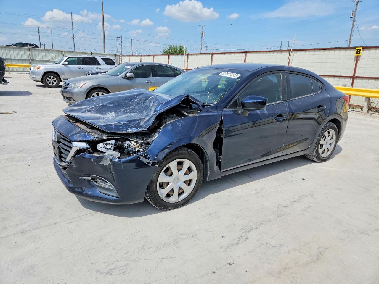 2017 MAZDA 3
