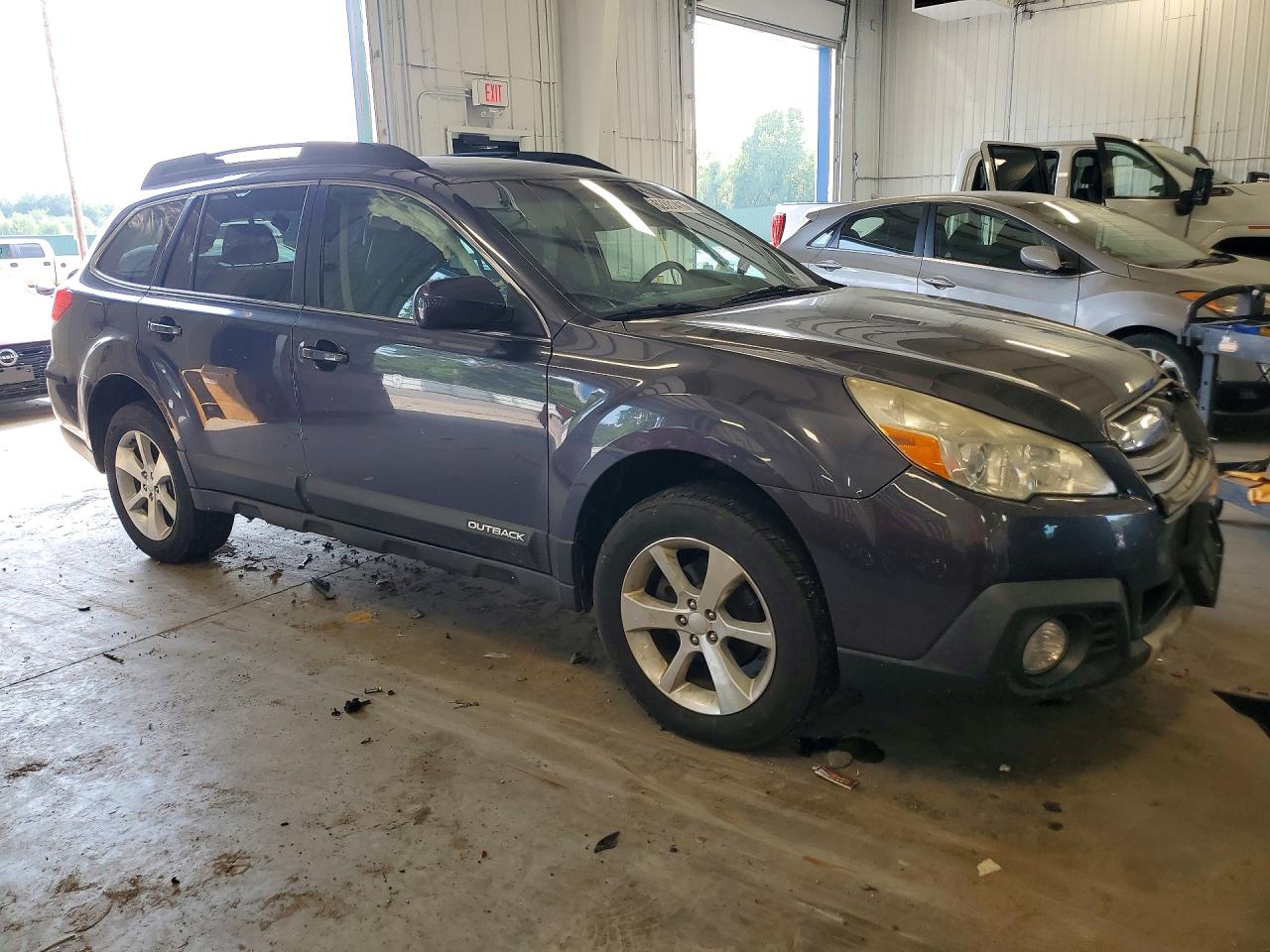 4S4BRBKC0D3287650 · 2013 SUBARU OUTBACK · 4/13
