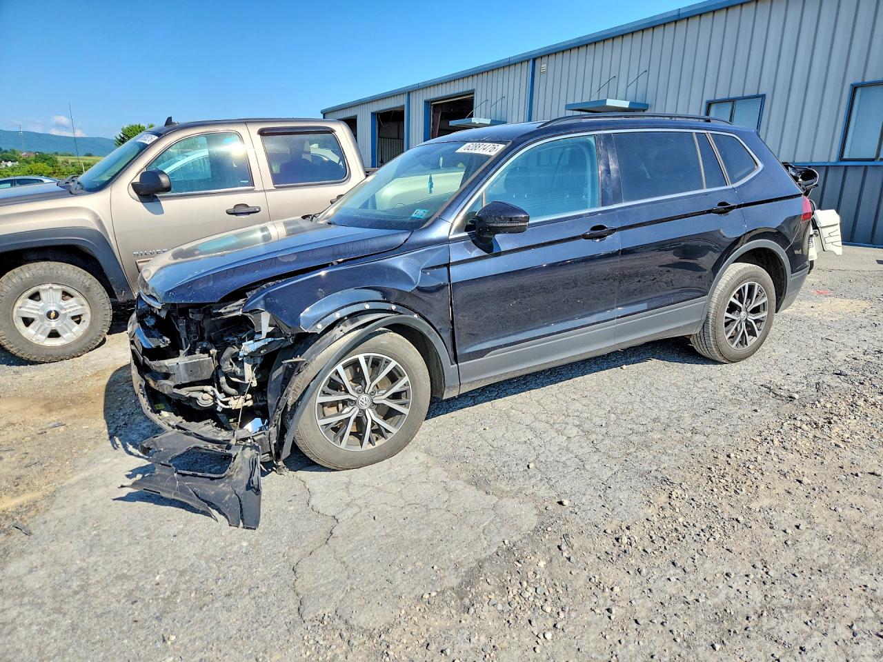 3VV2B7AX1KM043240 · 2019 VOLKSWAGEN TIGUAN