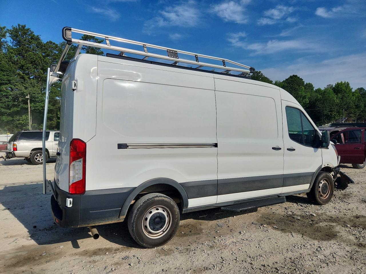 1FTBR1C83PKB86377 · 2023 FORD TRANSIT · 3/13