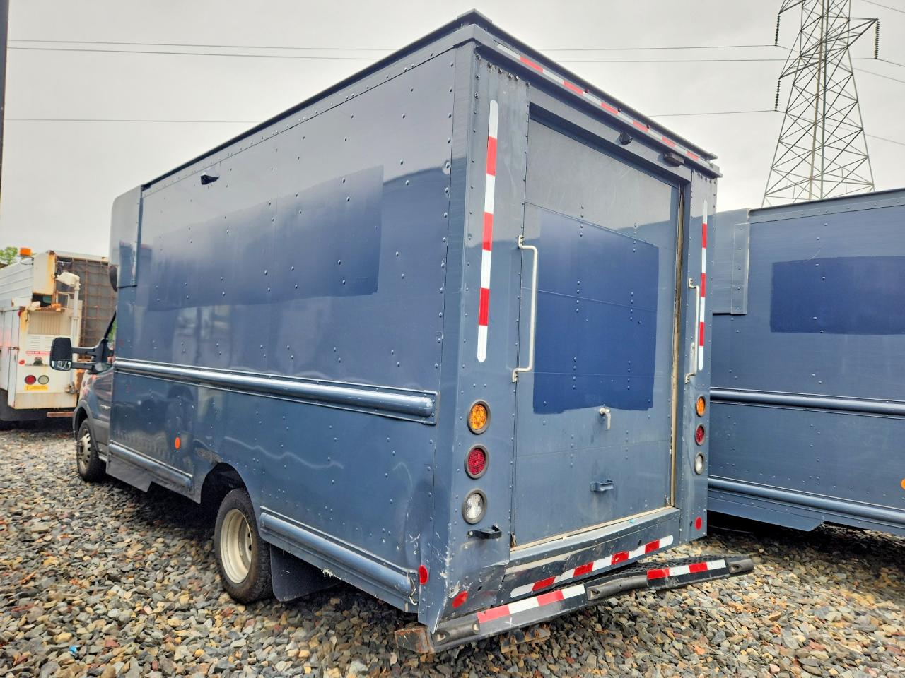 1FDDF6P86MKA69442 · 2021 FORD TRANSIT · 2/13