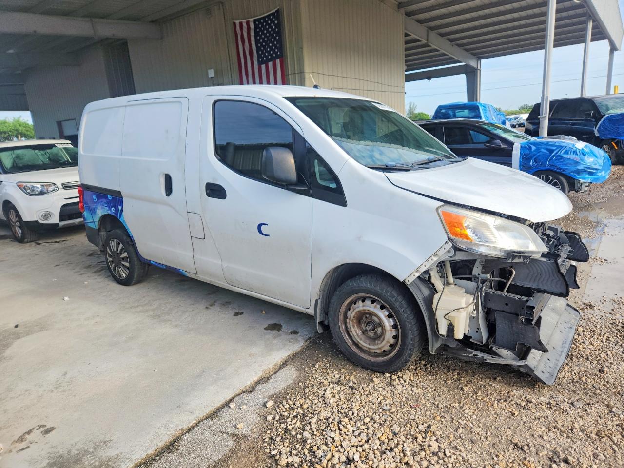 3N6CM0KN3DK696438 · 2013 NISSAN NV200 · 4/13