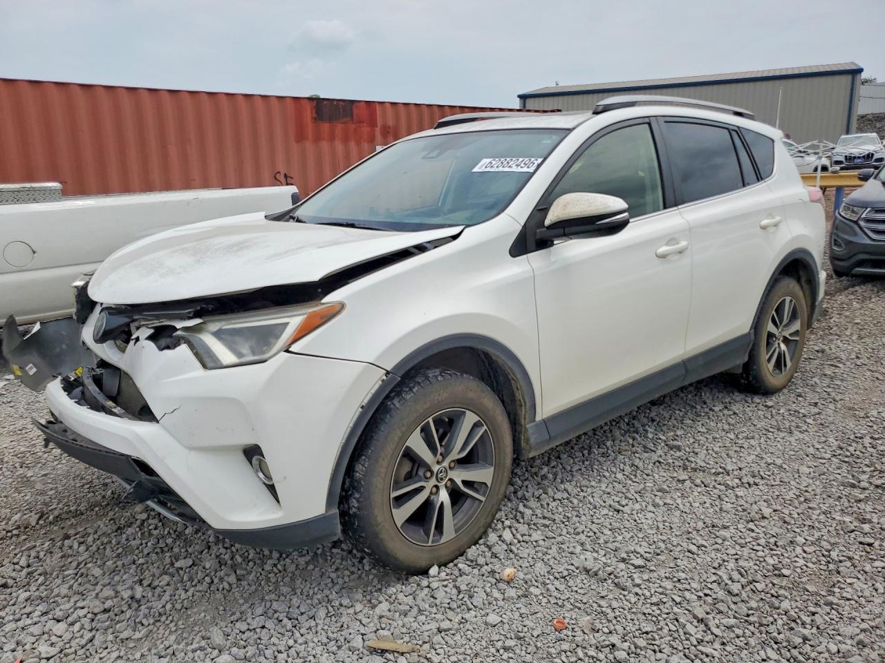 JTMWFREV5HD106935 · 2017 TOYOTA RAV4