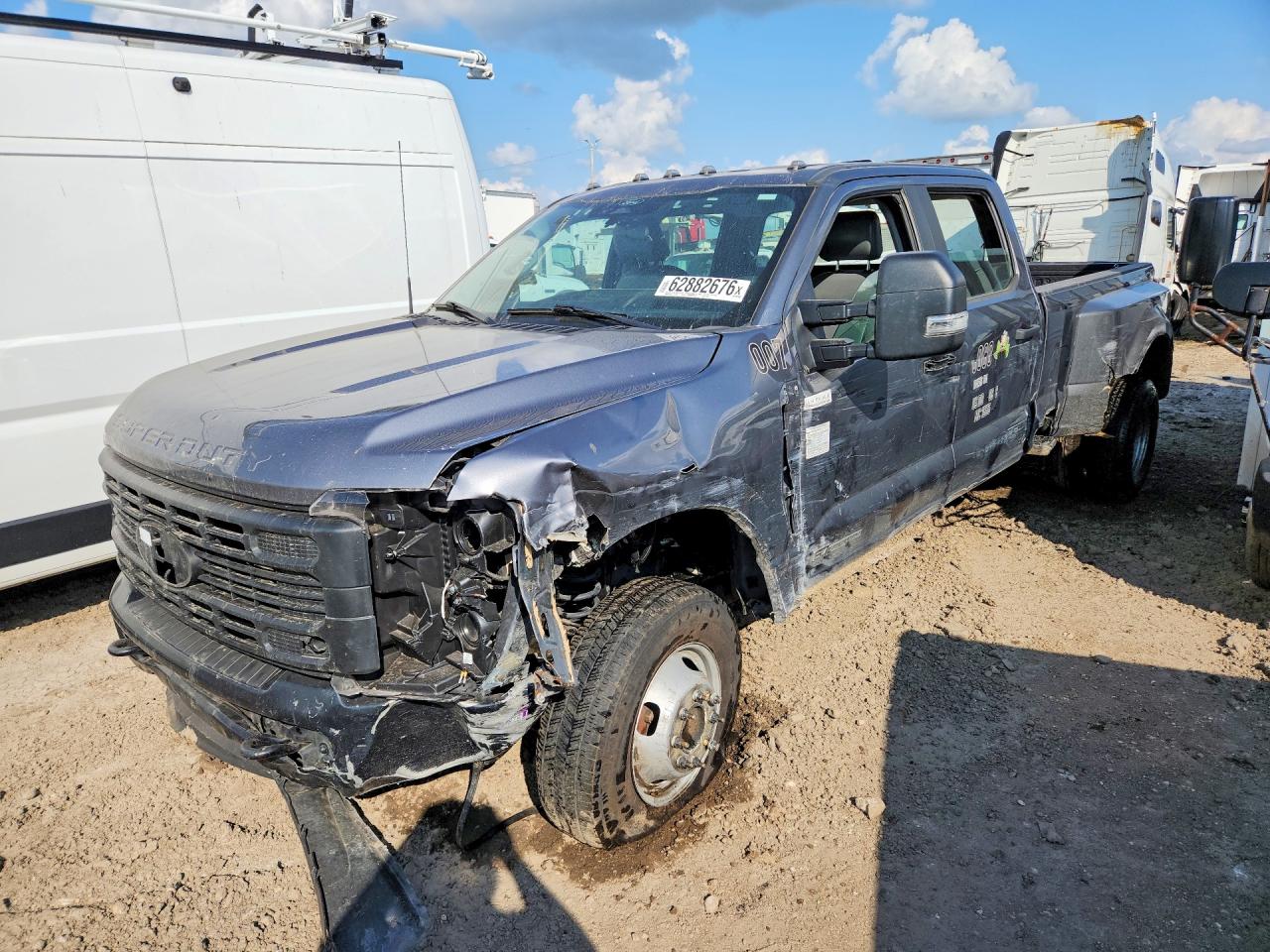 1FT8W3DTXREE18931 · 2024 FORD F350
