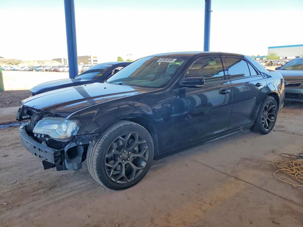 2C3CCABT9HH625915 · 2017 CHRYSLER 300