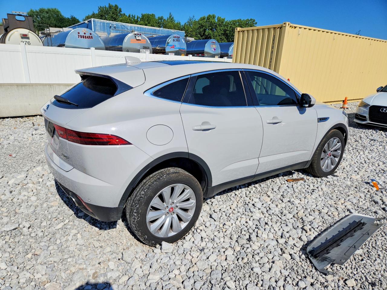 SADFP2FXXK1Z63964 · 2019 JAGUAR E-PACE · 3/14