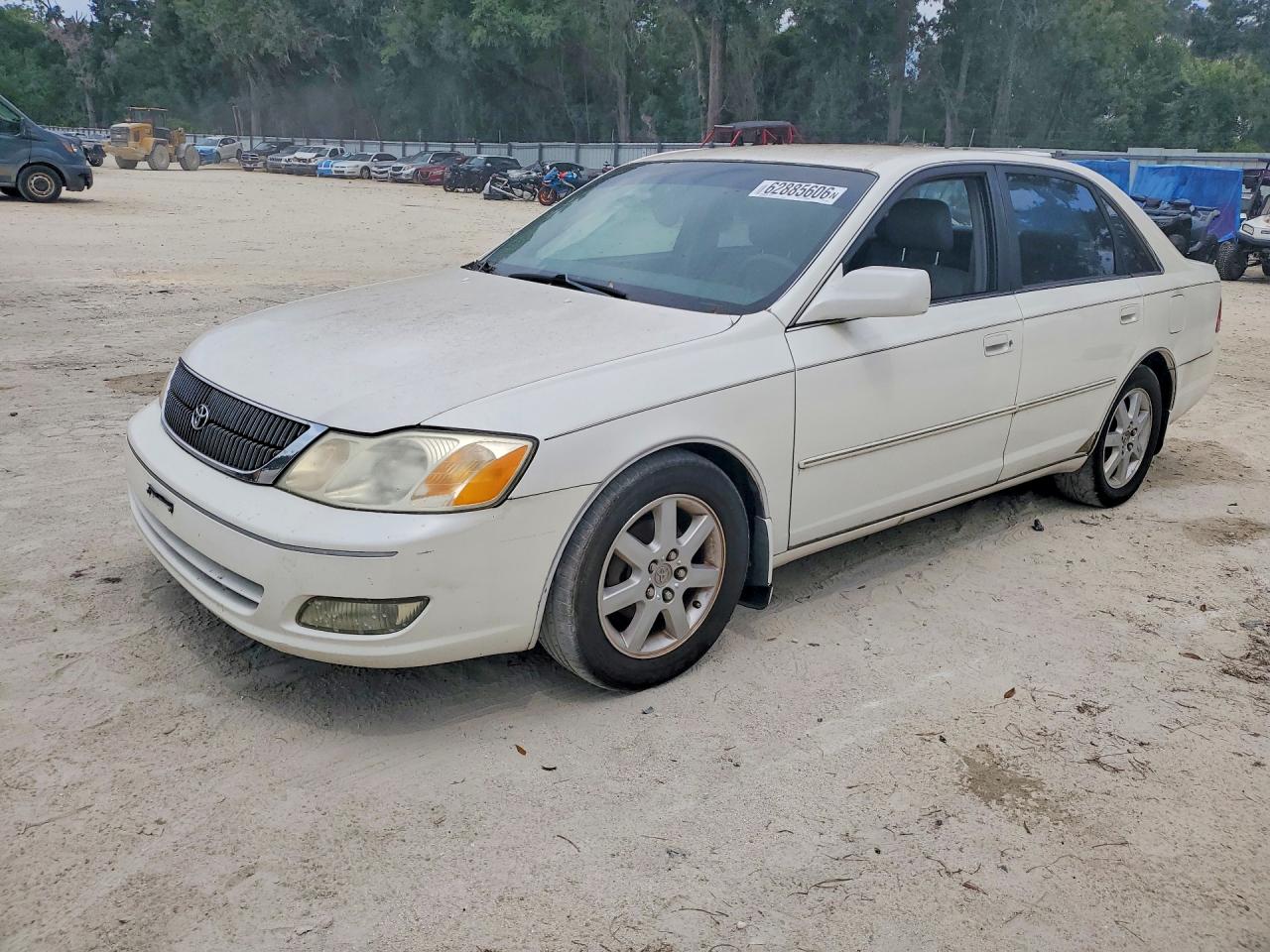 4T1BF28B32U245777 · 2002 TOYOTA AVALON