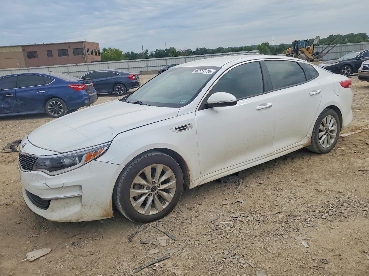5XXGU4L38HG137973 · 2017 KIA OPTIMA