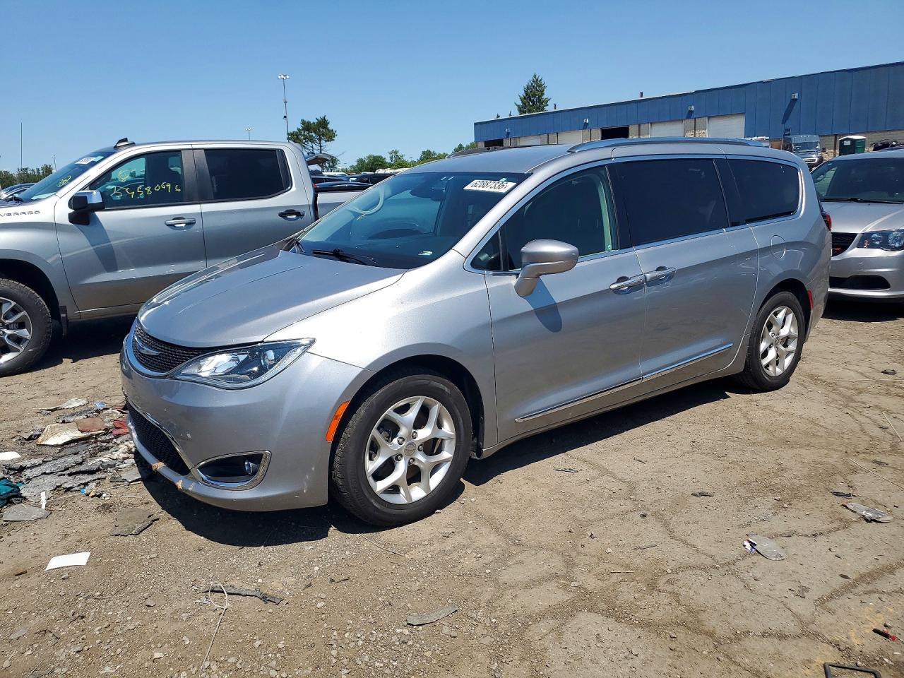 2C4RC1BG2LR115465 · 2020 CHRYSLER PACIFICA