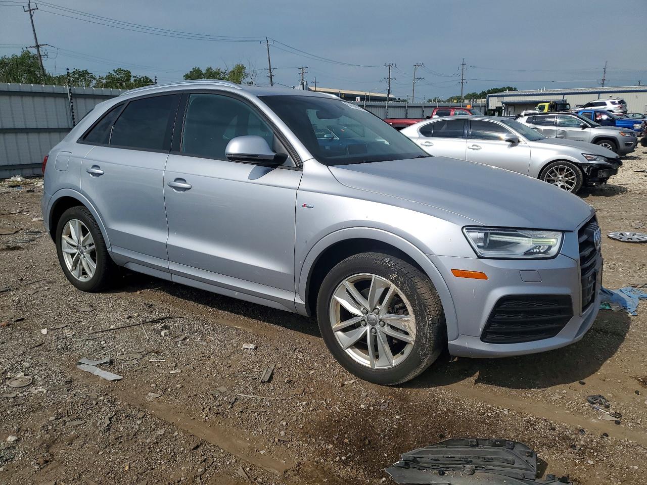 WA1ECCFS9JR020813 · 2018 AUDI Q3 · 4/12
