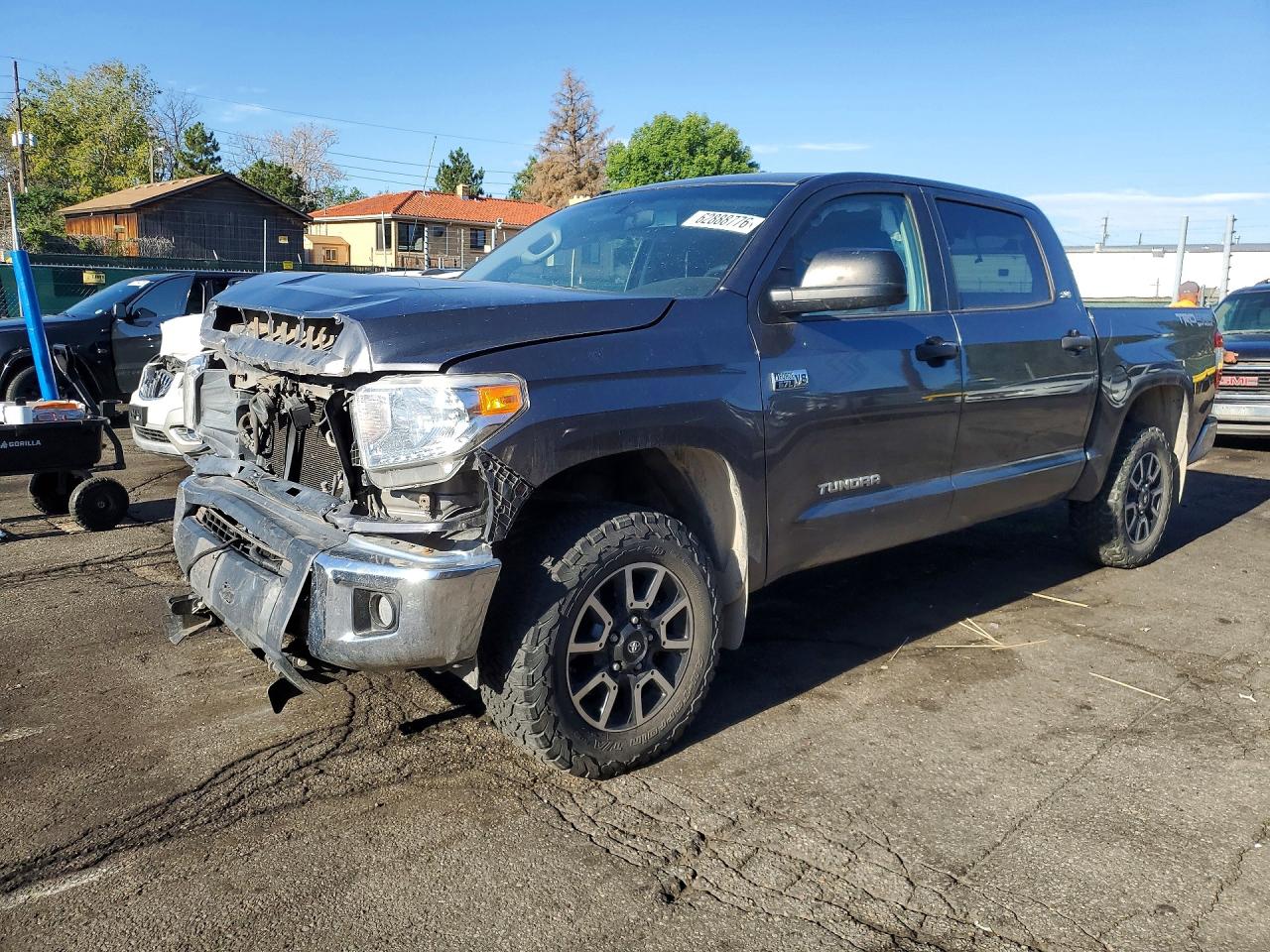 5TFDW5F12HX614760 · 2017 TOYOTA TUNDRA