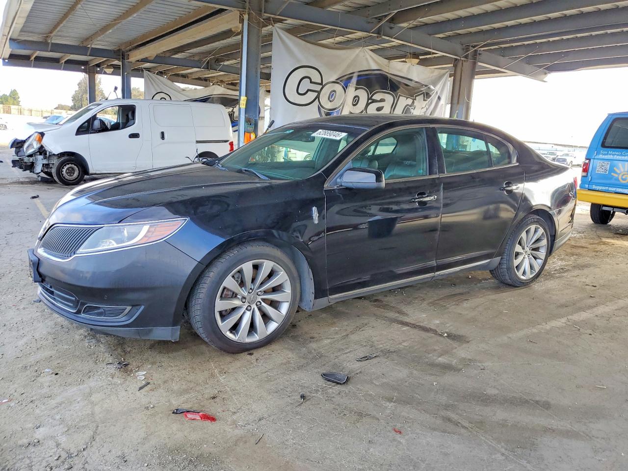 1LNHL9DK8GG602846 · 2016 LINCOLN MKS