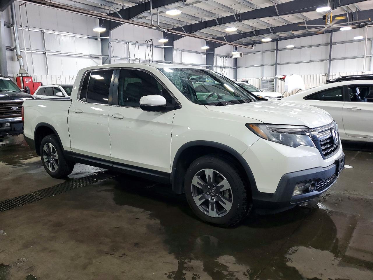 5FPYK3F58KB013947 · 2019 HONDA RIDGELINE · 4/13