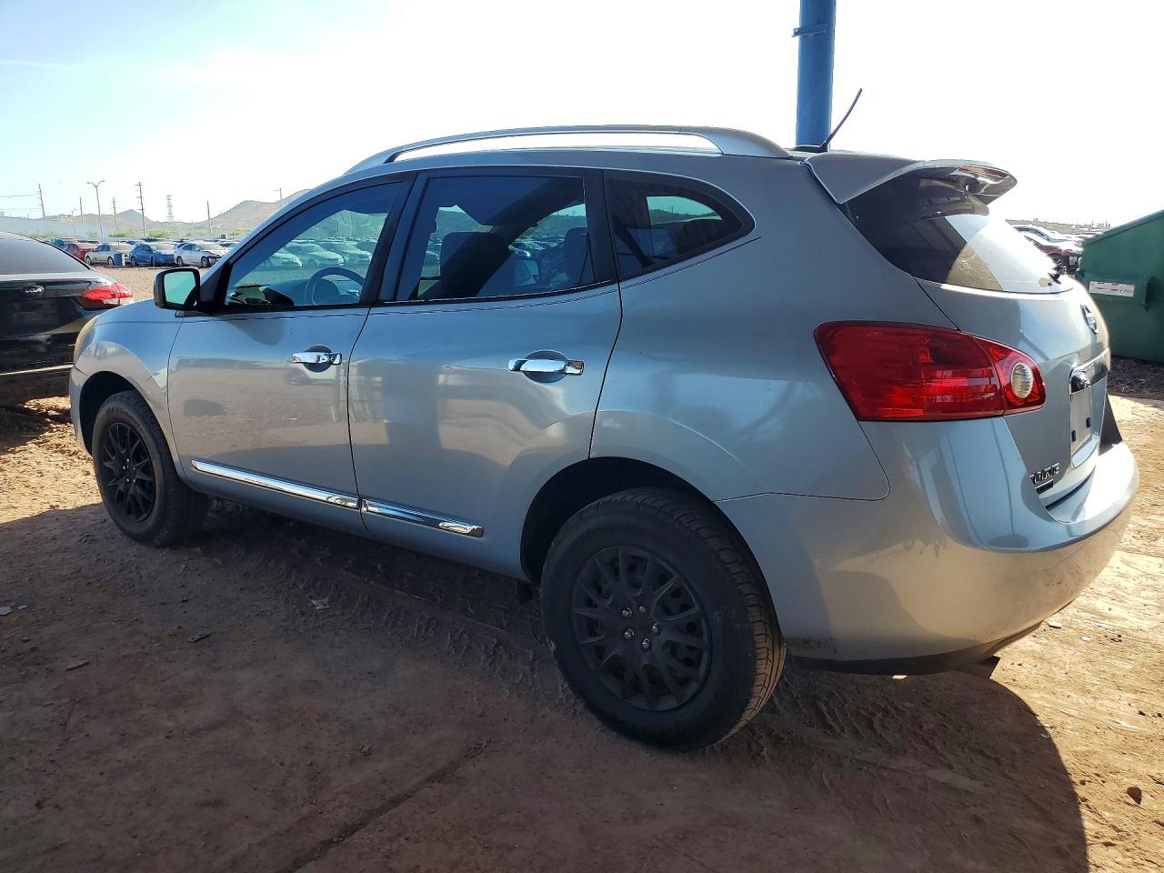 JN8AS5MV9EW204368 · 2014 NISSAN ROGUE SELECT · 2/13