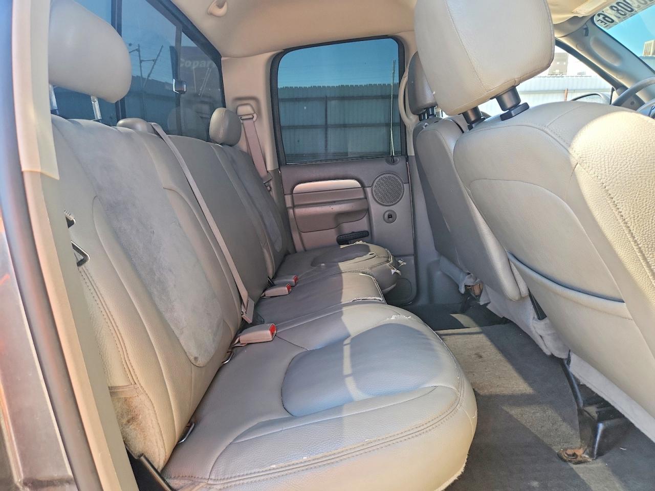 1D7HA18D04S643817 · 2004 DODGE RAM 1500 · 10/12