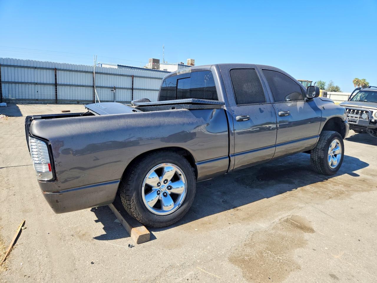 1D7HA18D04S643817 · 2004 DODGE RAM 1500 · 3/12