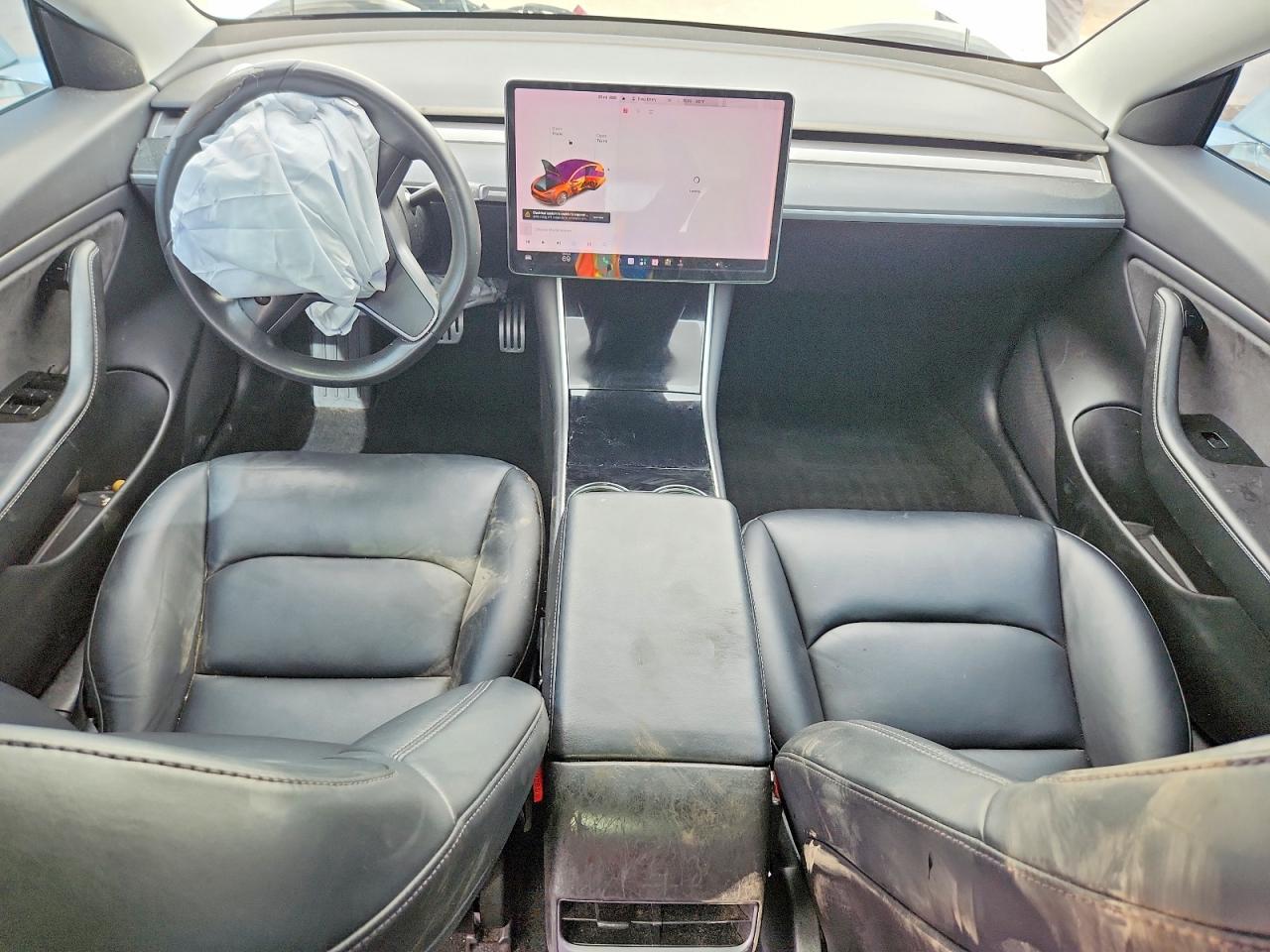 5YJ3E1EB2KF486944 · 2019 TESLA MODEL 3 · 8/12