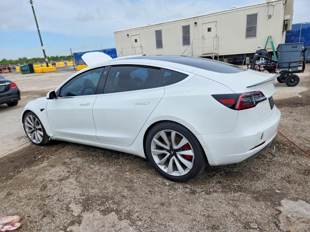 5YJ3E1EB2KF486944 · 2019 TESLA MODEL 3 · 2/12