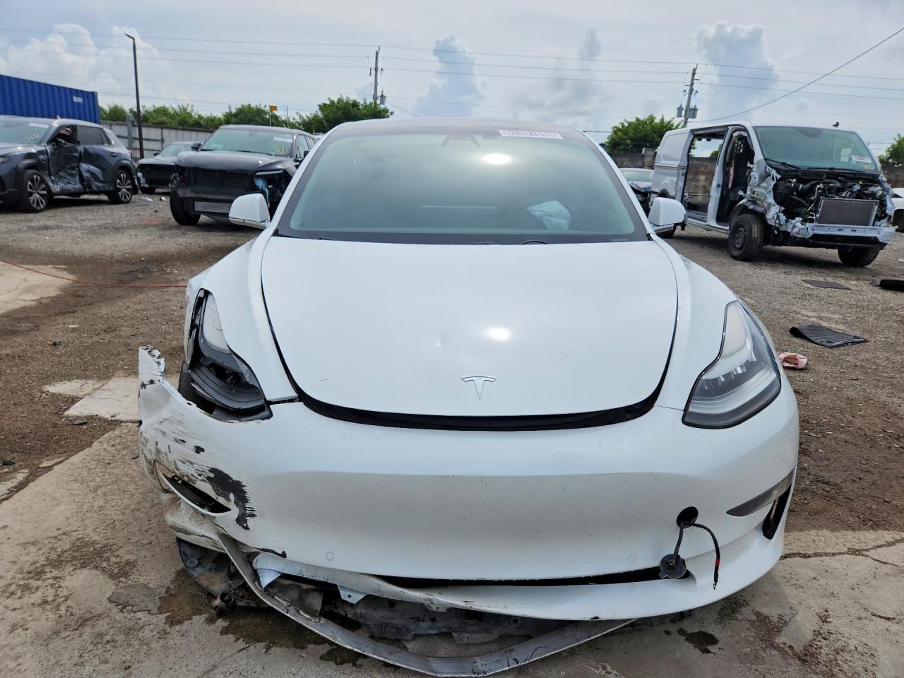 5YJ3E1EB2KF486944 · 2019 TESLA MODEL 3 · 5/12