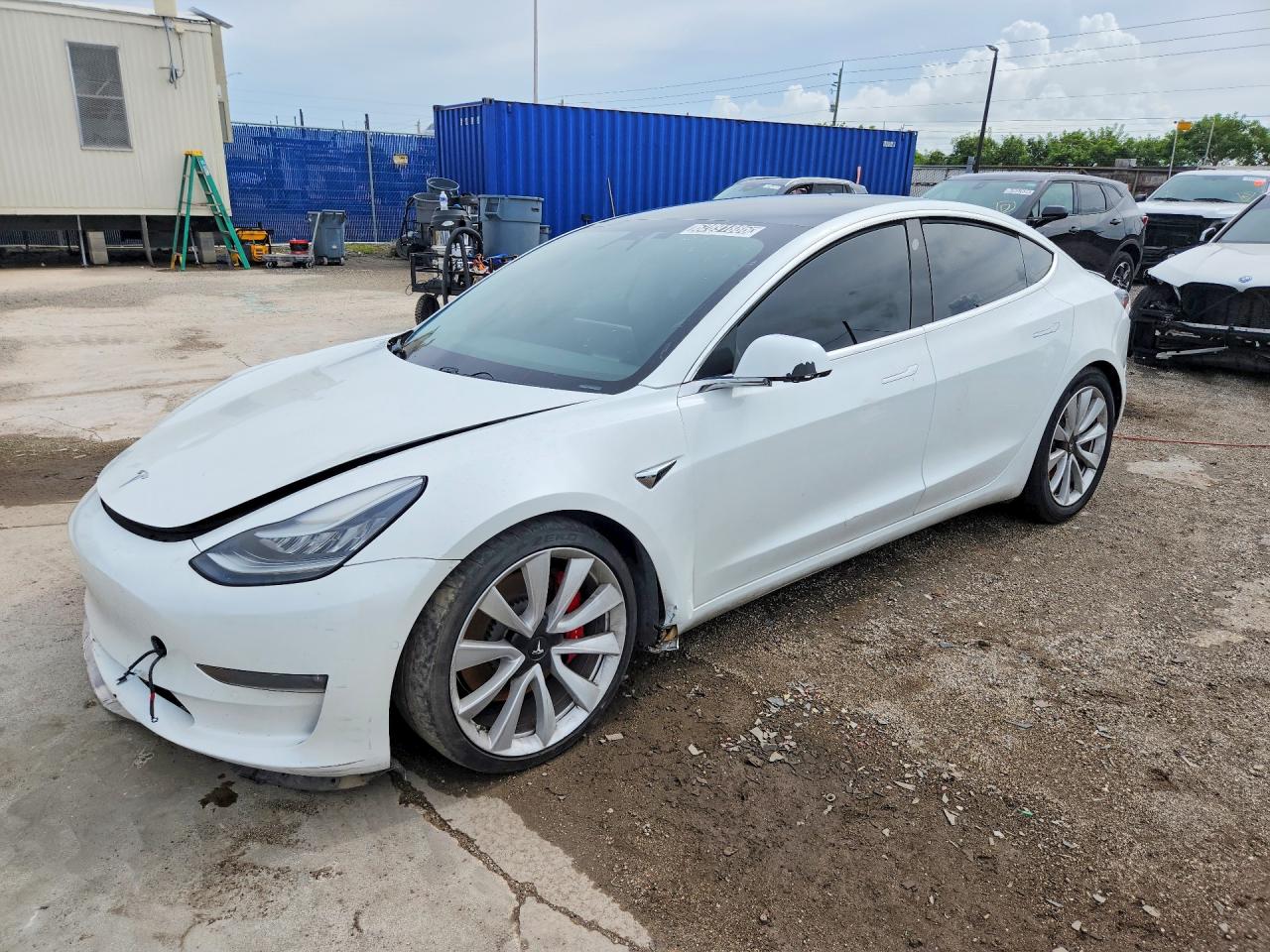 5YJ3E1EB2KF486944 · 2019 TESLA MODEL 3