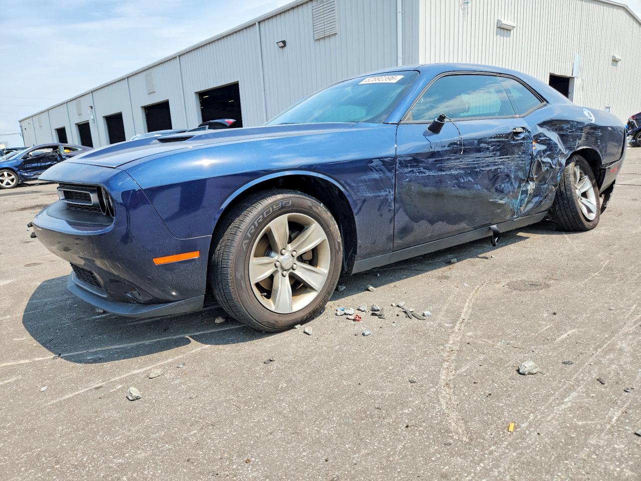 2C3CDZAG5FH701059 · 2015 DODGE CHALLENGER