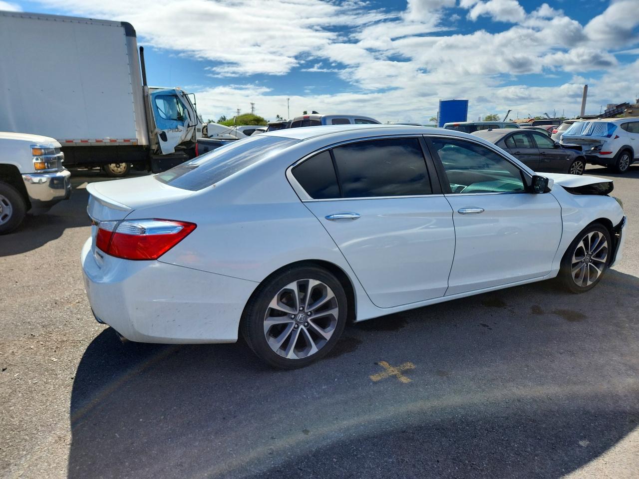 1HGCR2F57DA142588 · 2013 HONDA ACCORD · 3/12