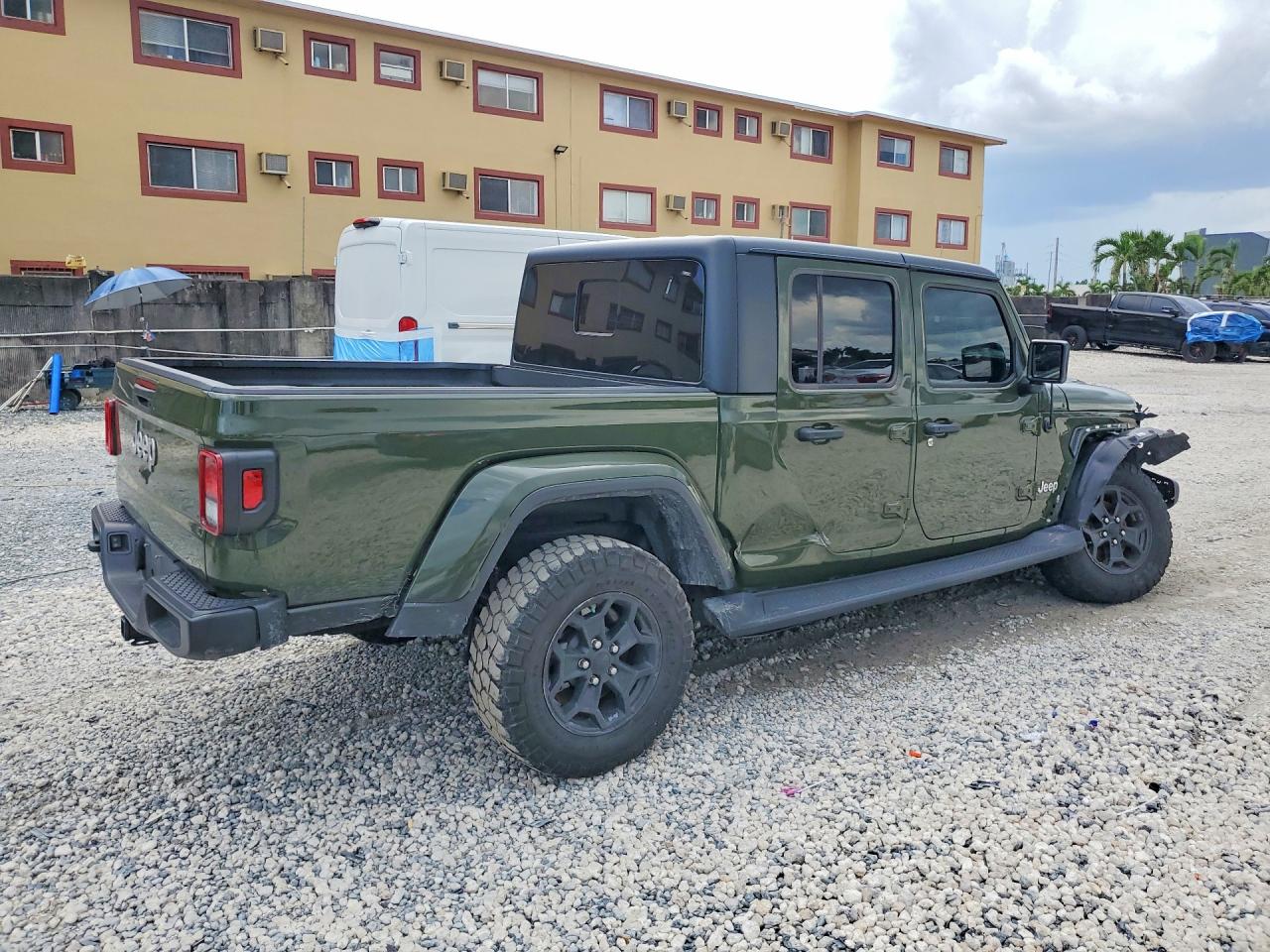 1C6HJTFGXPL552157 · 2023 JEEP GLADIATOR · 3/12