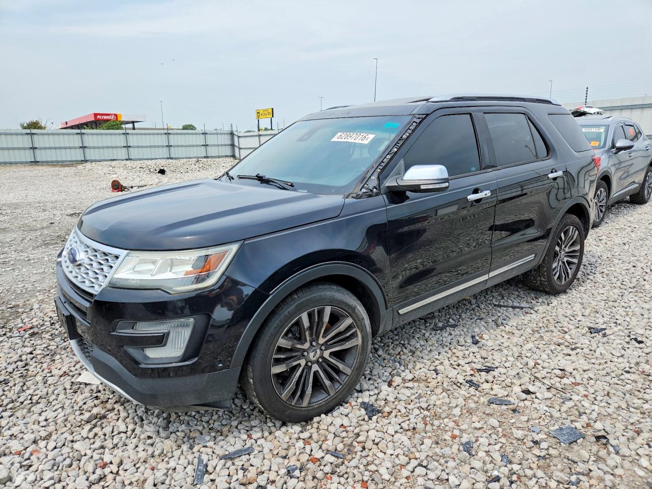 1FM5K8HTXGGC83582 · 2016 FORD EXPLORER