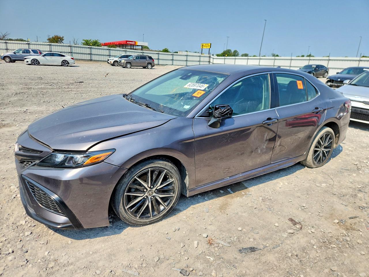 4T1G11AK7NU663238 · 2022 TOYOTA CAMRY