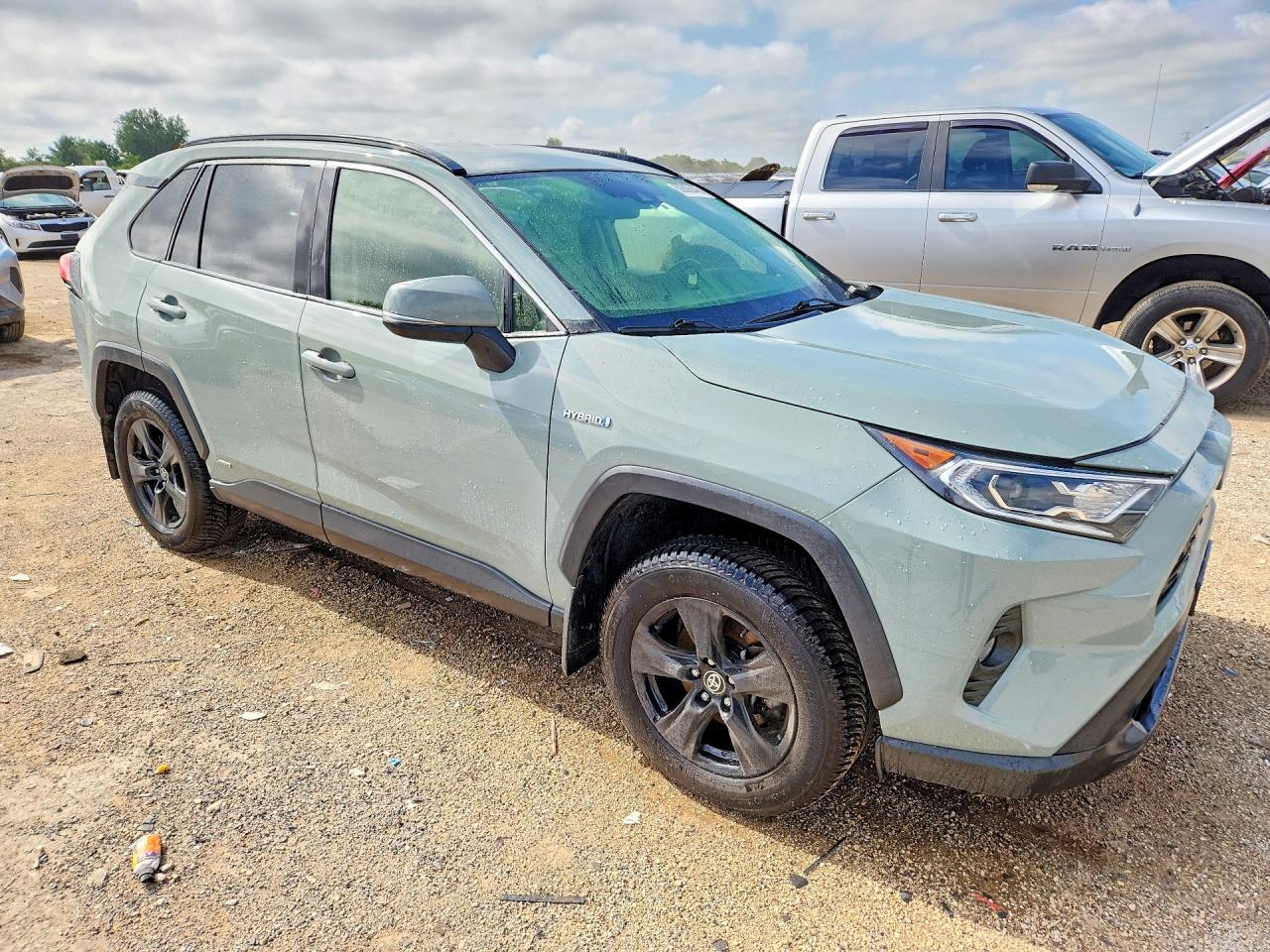 JTMRWRFV4LD054234 · 2020 TOYOTA RAV4 HYBRID · 4/13
