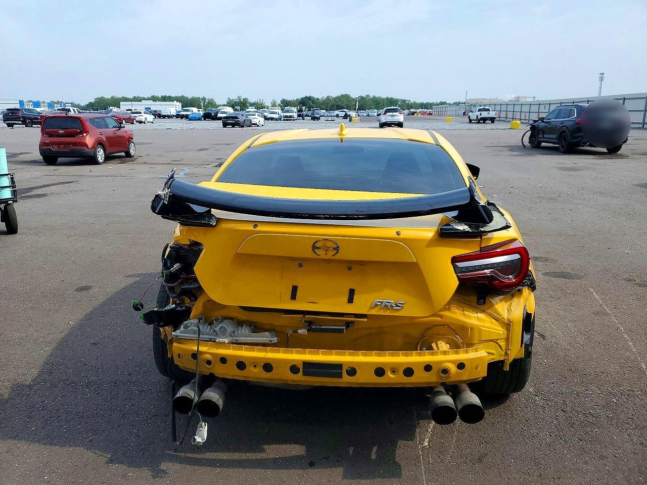JF1ZNAA18F8706350 · 2015 SCION FR-S · 6/12