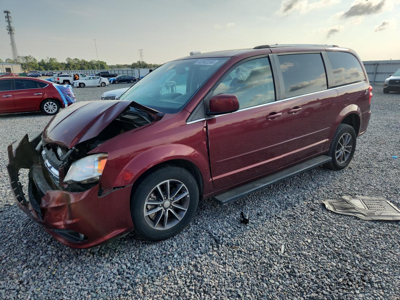 2C4RDGCG9HR678423 · 2017 DODGE GRAND CARAVAN