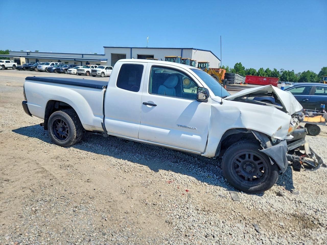 5TFTX4CN2FX051846 · 2015 TOYOTA TACOMA · 4/12
