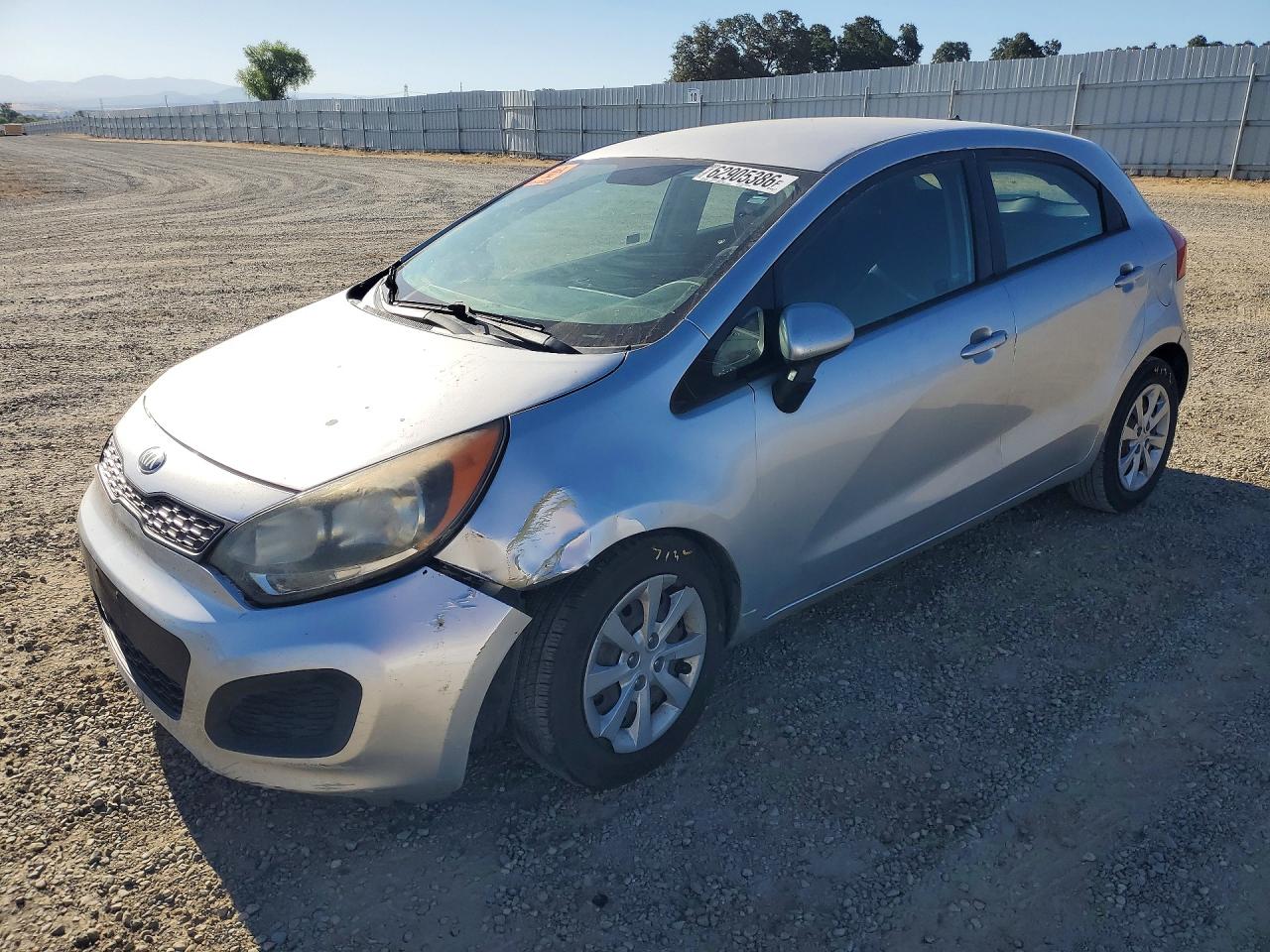 KNADM5A3XD6138687 · 2013 KIA RIO