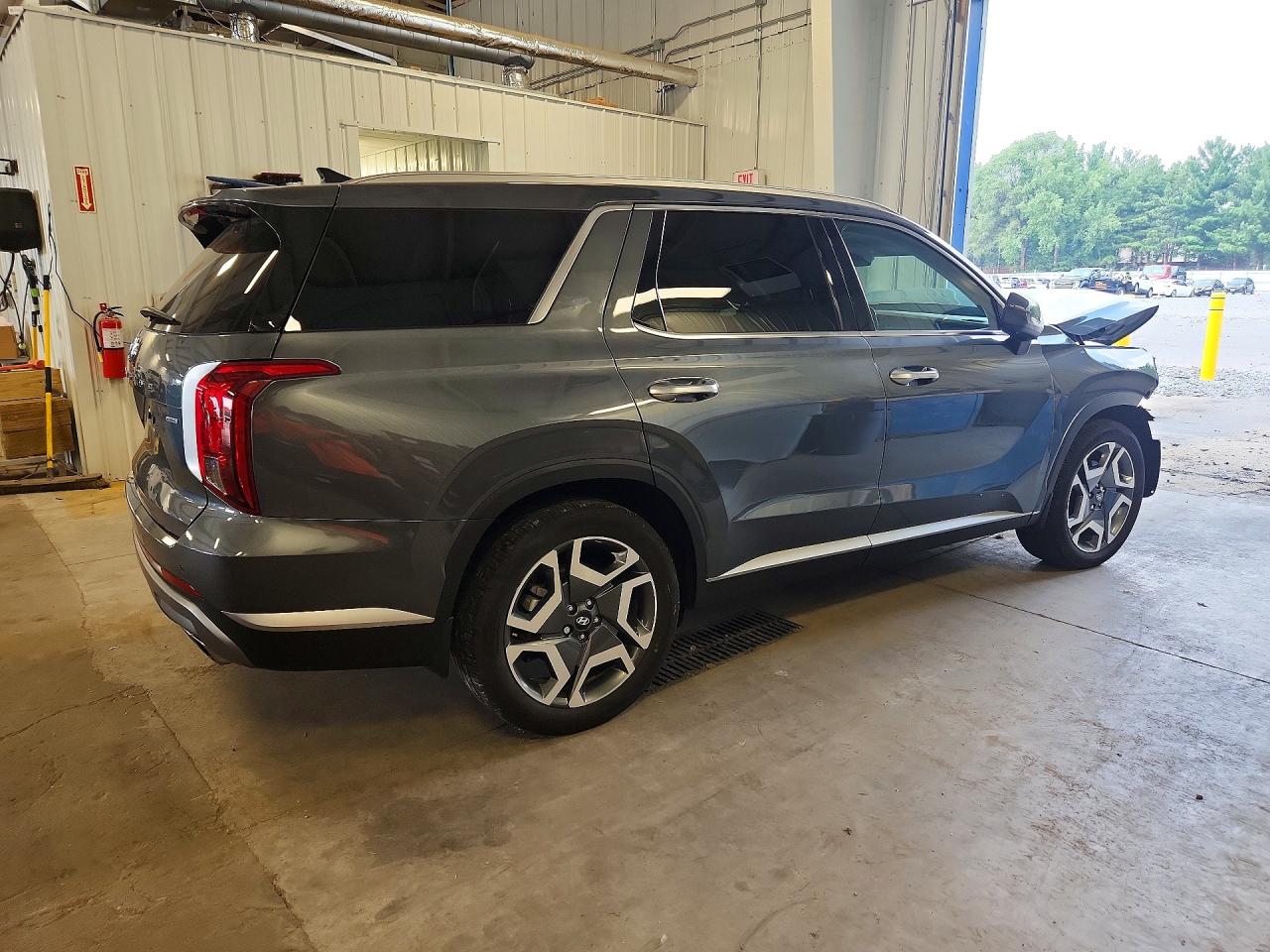 KM8R4DGE2SU839692 · 2025 HYUNDAI PALISADE · 3/14