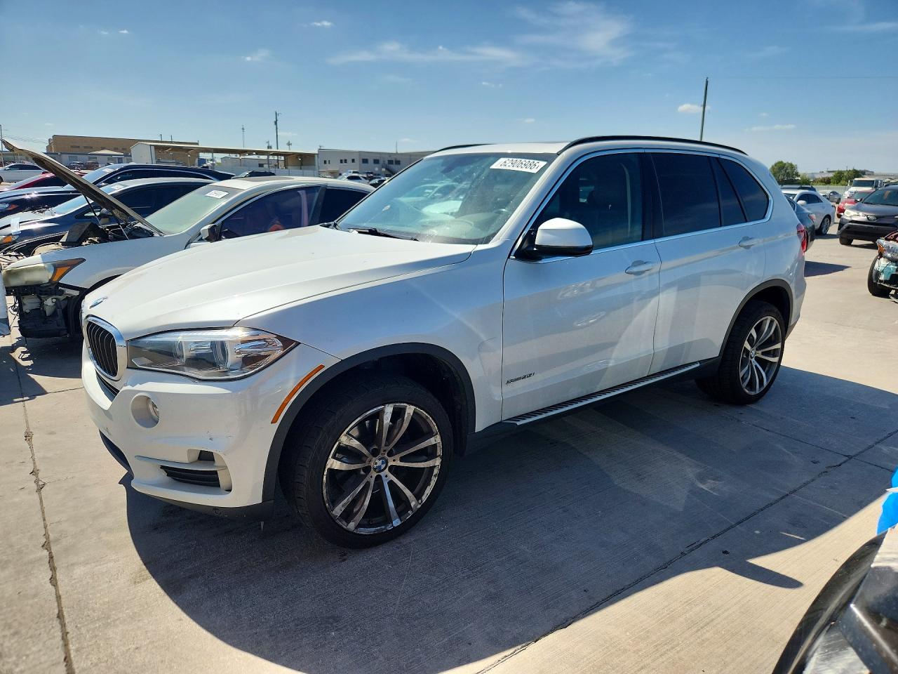 5UXKR0C53F0K52225 · 2015 BMW X5