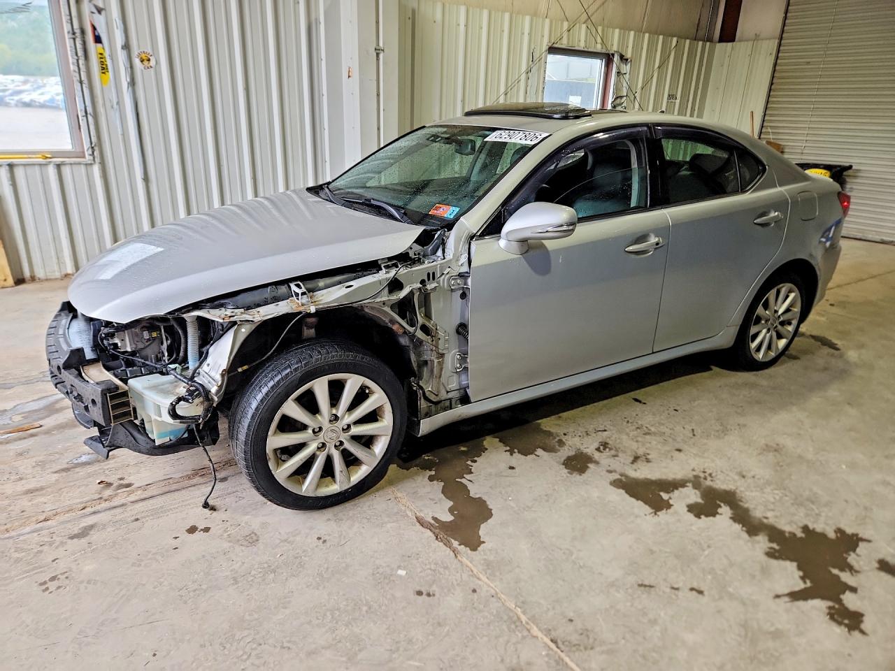 JTHCK262595032209 · 2009 LEXUS IS
