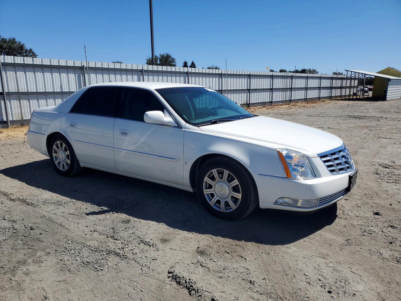 1G6KD57Y58U211160 · 2008 CADILLAC DTS · 4/12