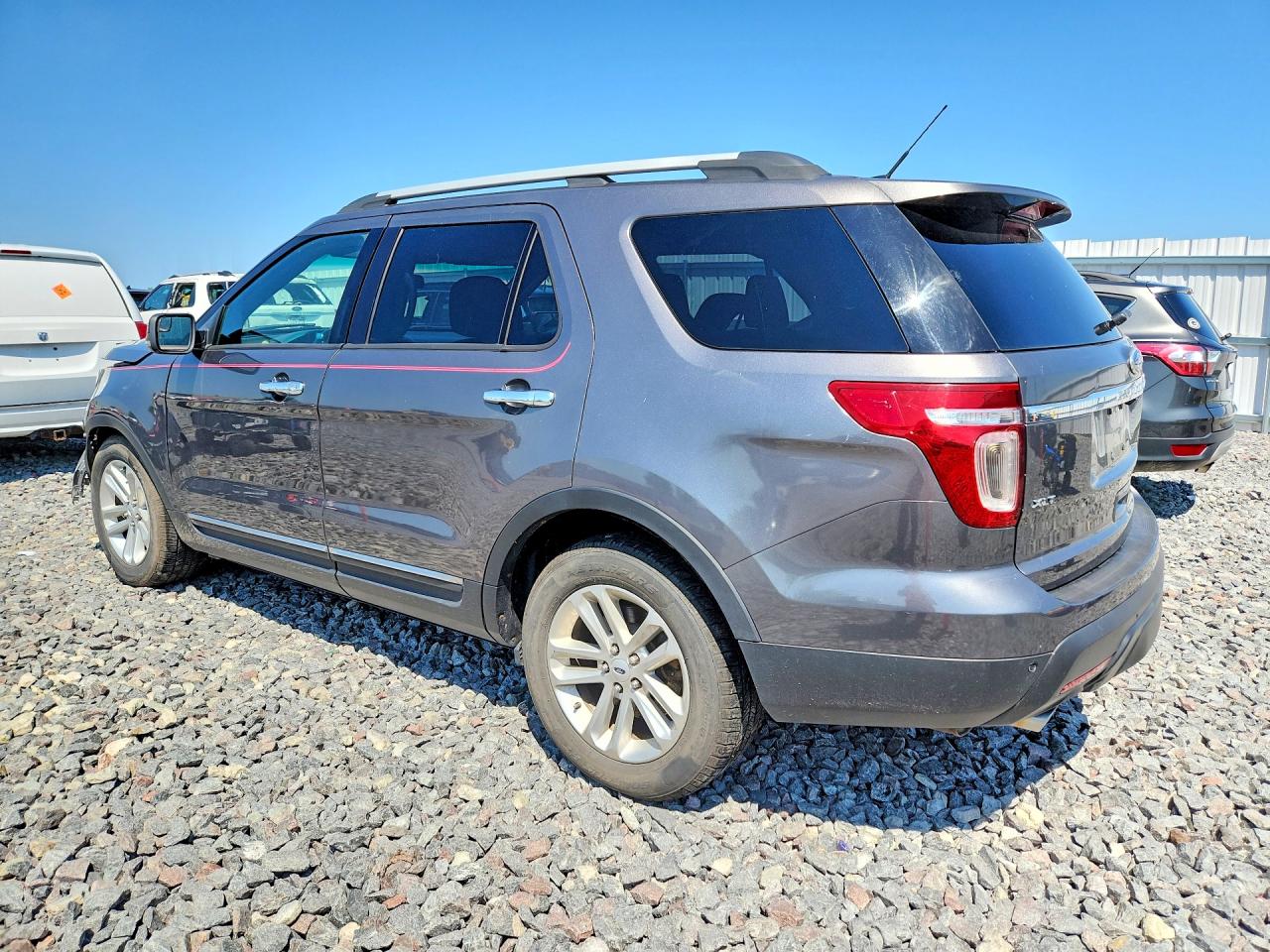 1FMHK8D87CGA40126 · 2012 FORD EXPLORER · 2/13