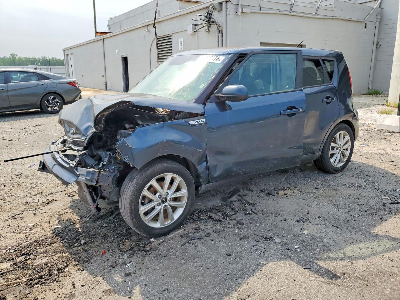 KNDJP3A52J7508412 · 2018 KIA SOUL